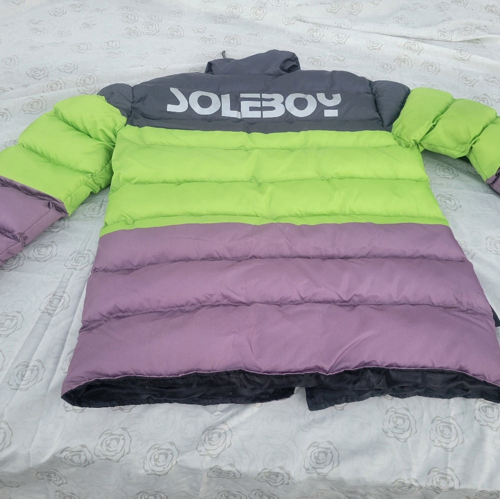 Size SMALL soleboy puff coat